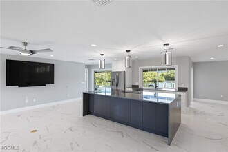 Building Photo - 432 Seaworthy Rd