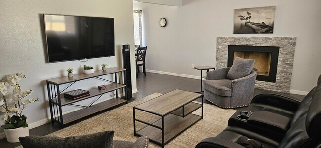 Building Photo - 7708 Mariposa Trl
