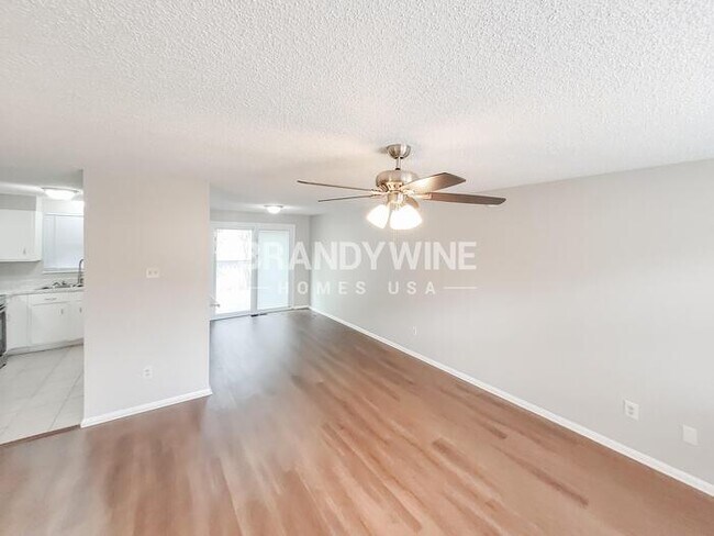 Foto del edificio - 4199 Brookhill Ln