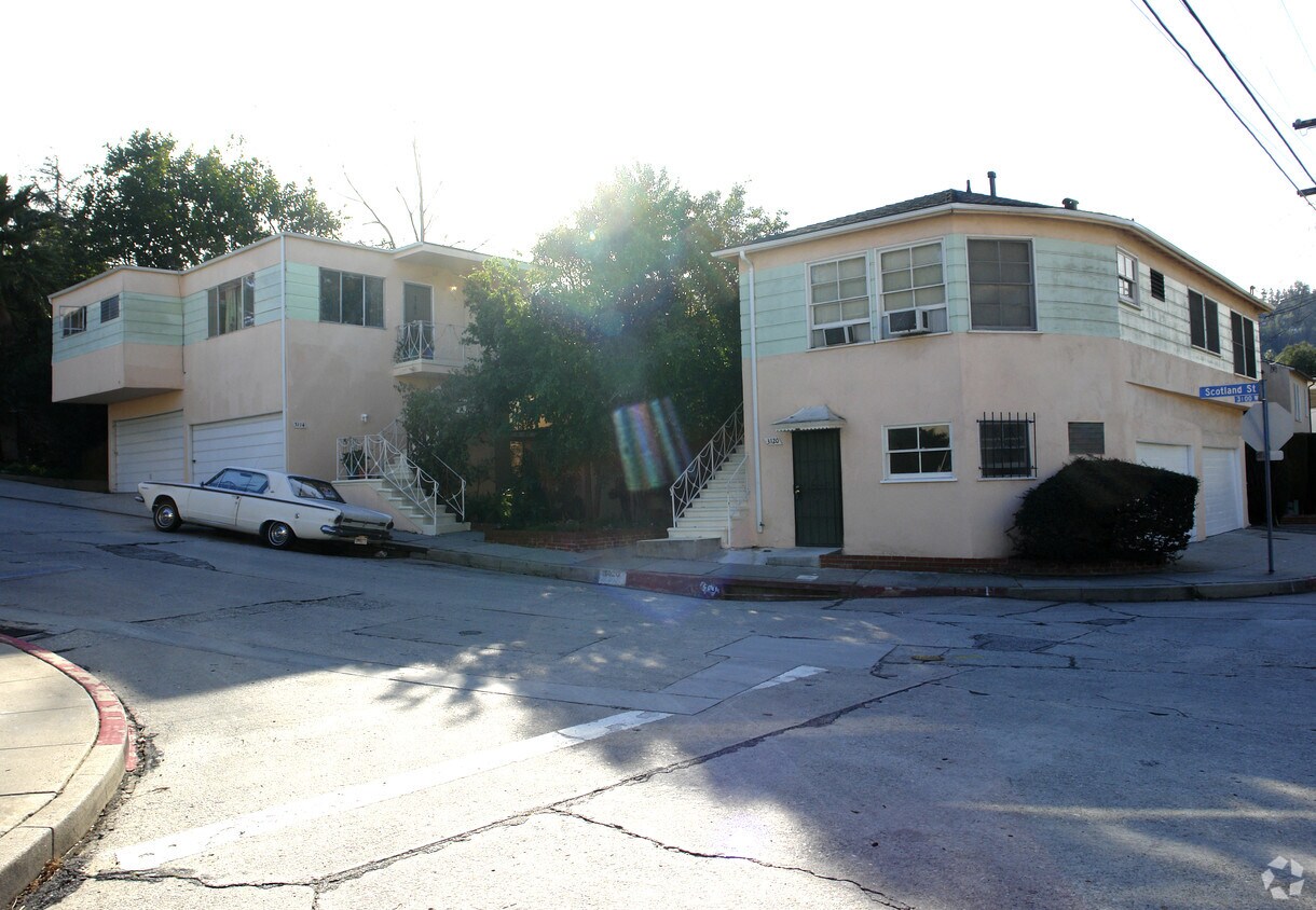 Foto del edificio - 3114 Scotland St