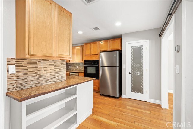 Building Photo - 1046 Dysart Dr
