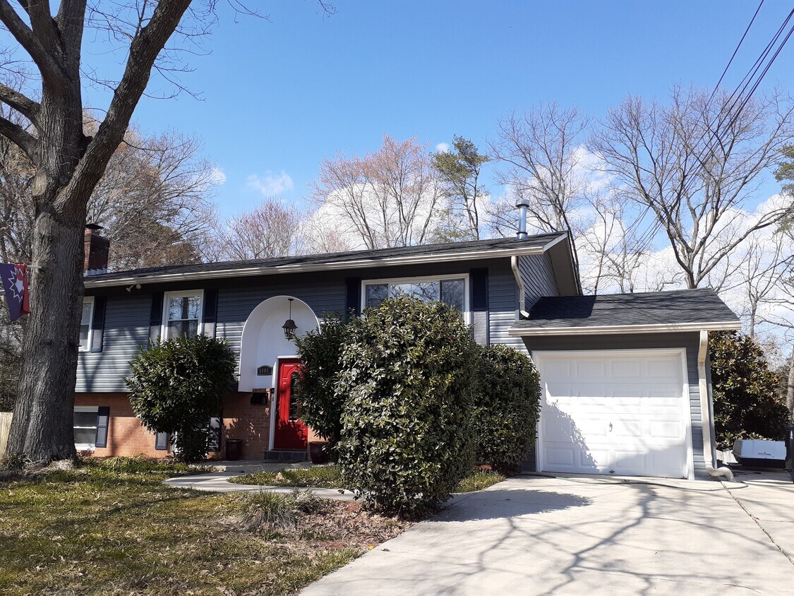8408 Chervil Rd, Lanham, MD 20706 House Rental in Lanham, MD