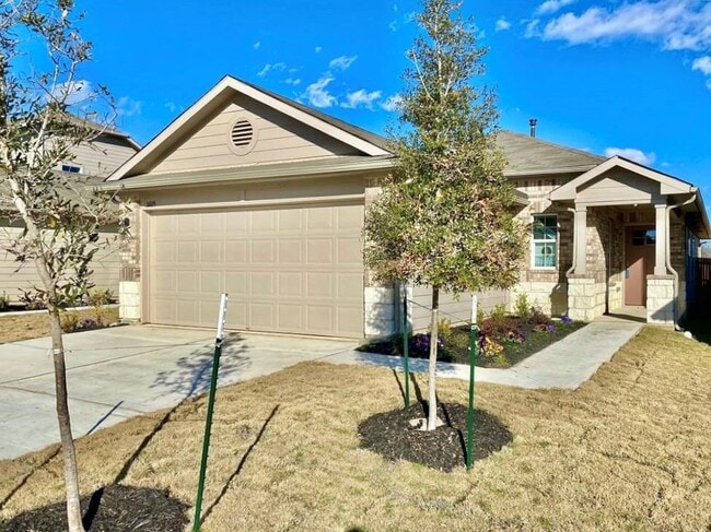 Building Photo - 14105 Macquarie Dr