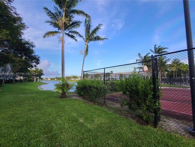 Foto del edificio - 3601 NW 14th Ct