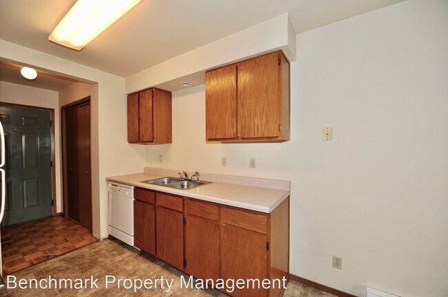 Building Photo - 2 br, 1 bath House - 615 W. Hayden Ave  B-1