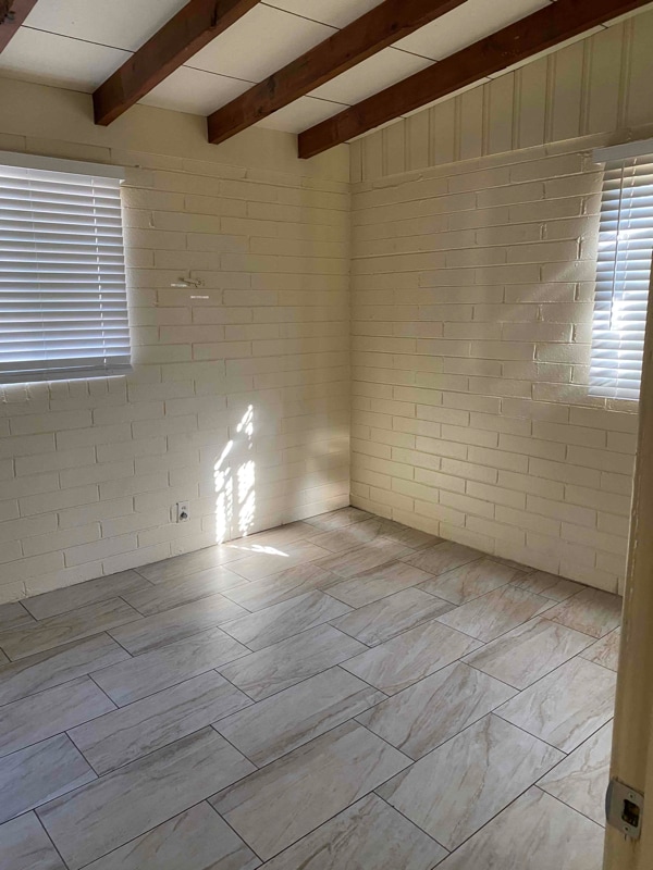 Building Photo - 732 E Waverly St