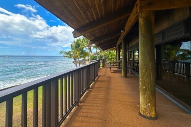 Foto del edificio - Steps from the Sand – Oceanfront Rental Av...