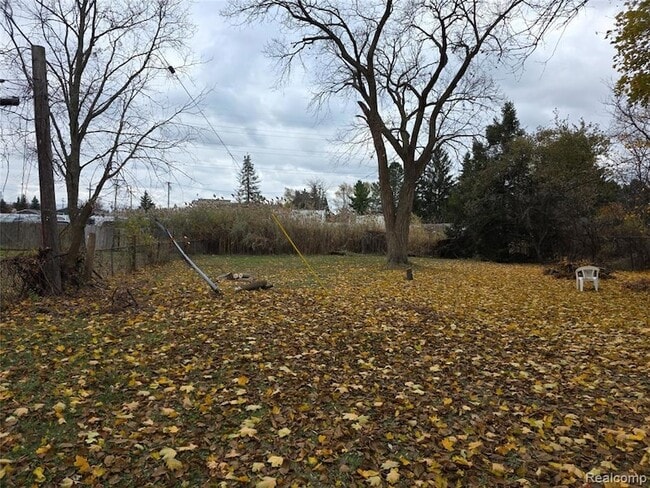 Building Photo - 261 Spring Park