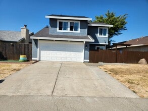 Building Photo - 8007 Skywoods Way