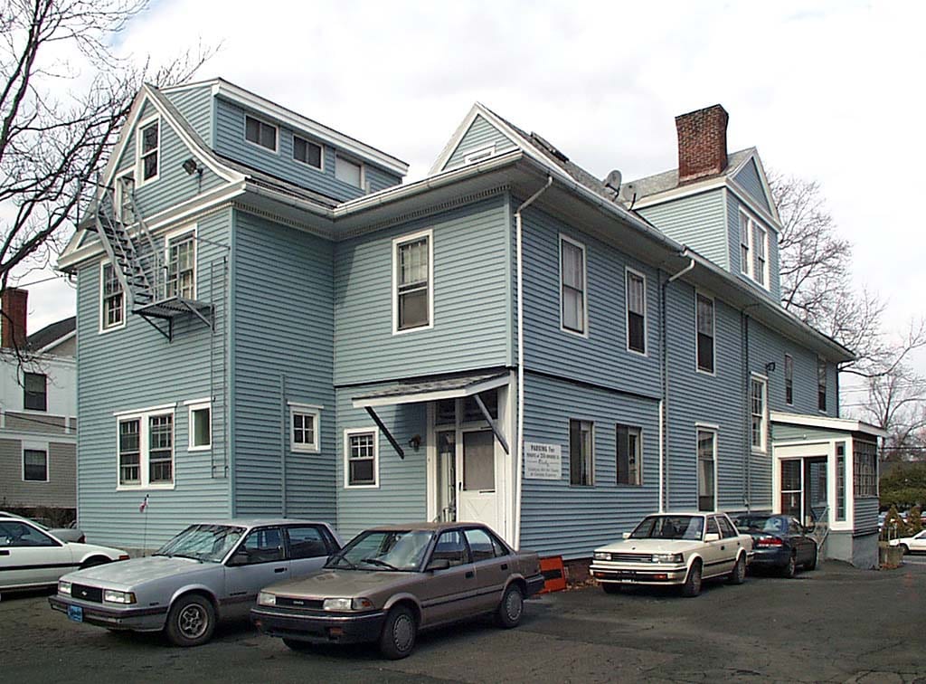 Alternate Building View - 256 Edwards St