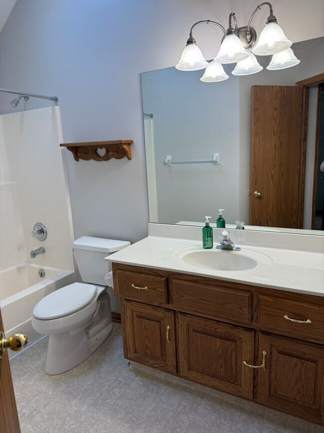 Foto del edificio - 2110 John St