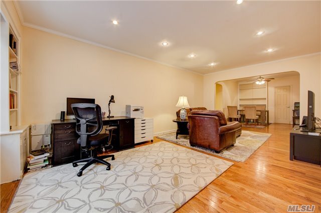 Building Photo - 3 Town House Pl