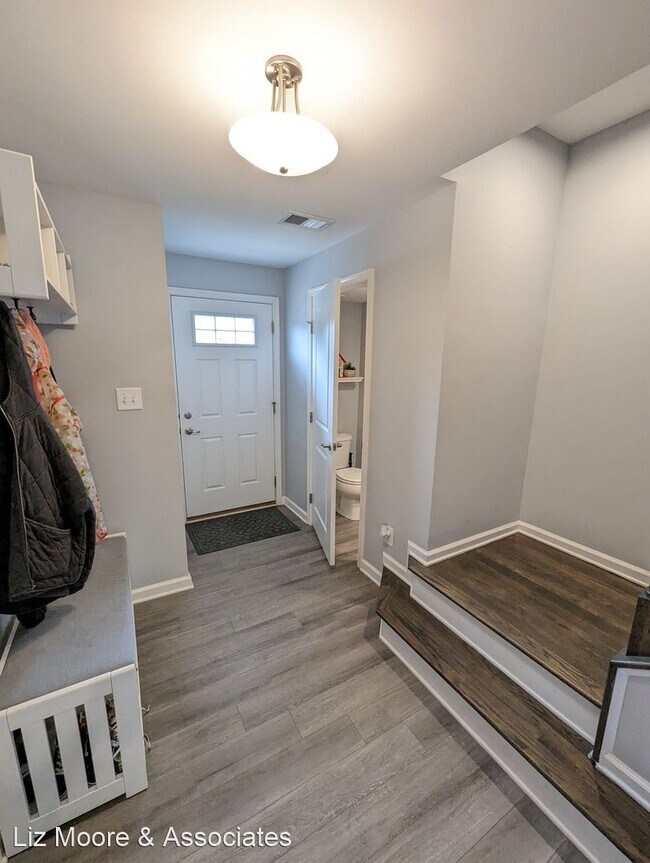 Building Photo - 3 br, 2.5 bath House - 327 Clements Mill T...