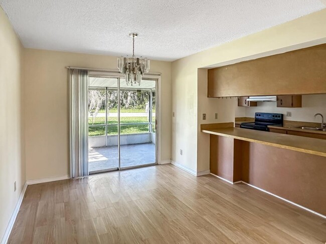 Foto del edificio - 590 Belltower Ave