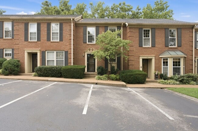 Photo - Charming 2 Bedroom Townhouse