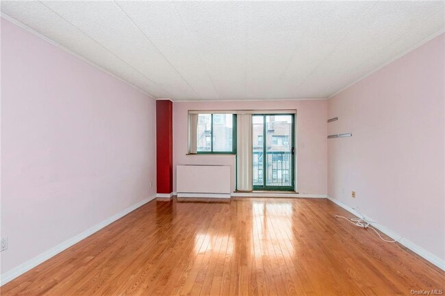 Foto del edificio - 3220 Fairfield Ave