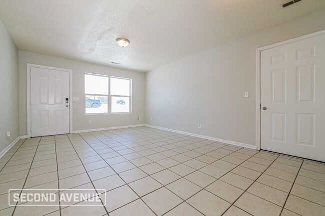 Foto del edificio - 2833 Kensington Ave