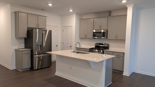 Building Photo - 3111 Vitner Dr