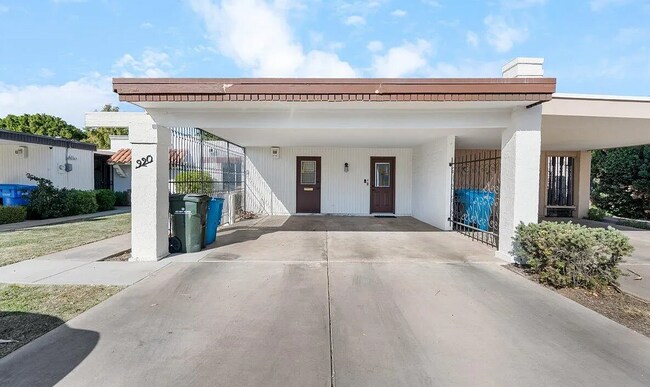 Foto del edificio - 920 W Solcito Ln