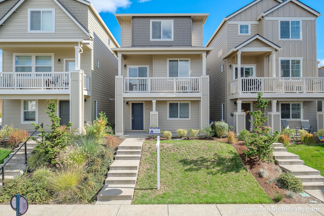 Outstanding 3 BD* 2.5 BA* + Office/den Townhome in Abbey Creek **In front of community Park** Pet... - Outstanding 3 BD* 2.5 BA* + Office/den Townhome in Abbey Creek **In front of community Park** Pet...