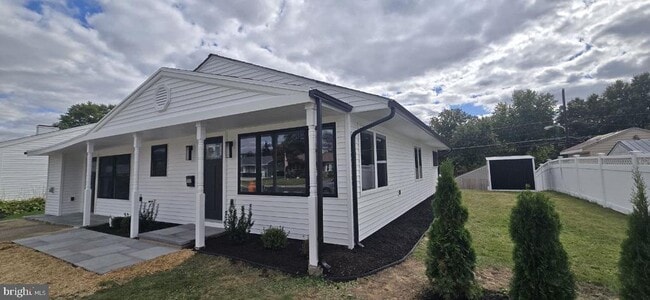 Foto del edificio - 702 Beaumont Rd