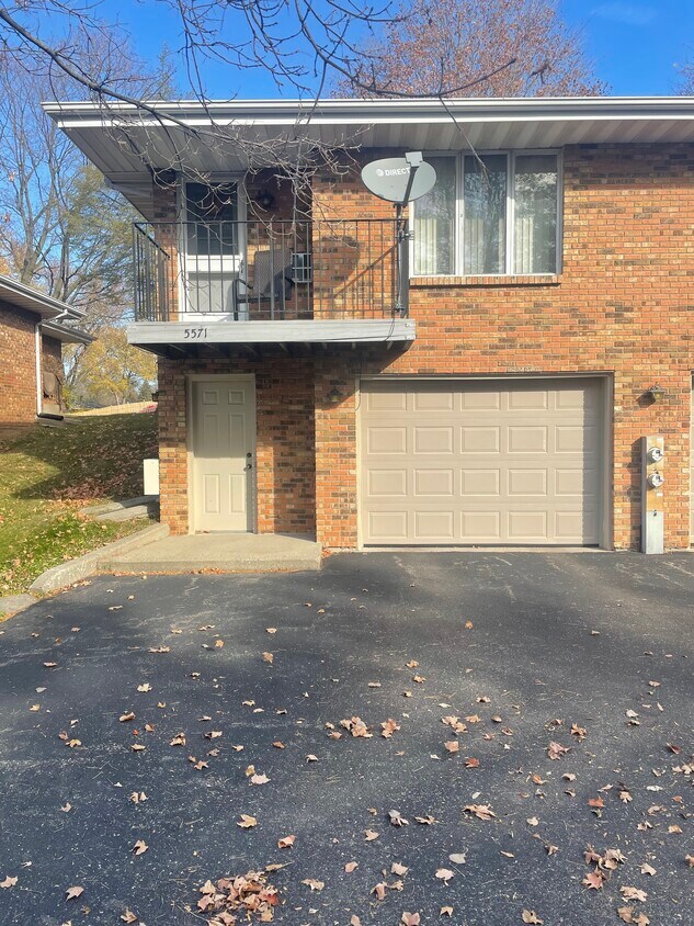 5577 Whispering Way Unit 5571, Loves Park, IL 61111 Apartments in