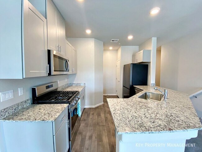 Foto del edificio - 7520 Pink Moon St