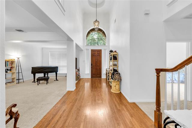Foto del edificio - 8305 Bartley Cir