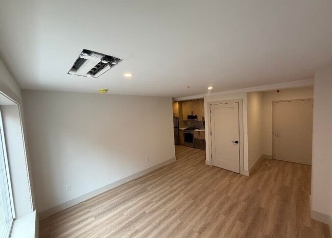 Building Photo - 131 Church St