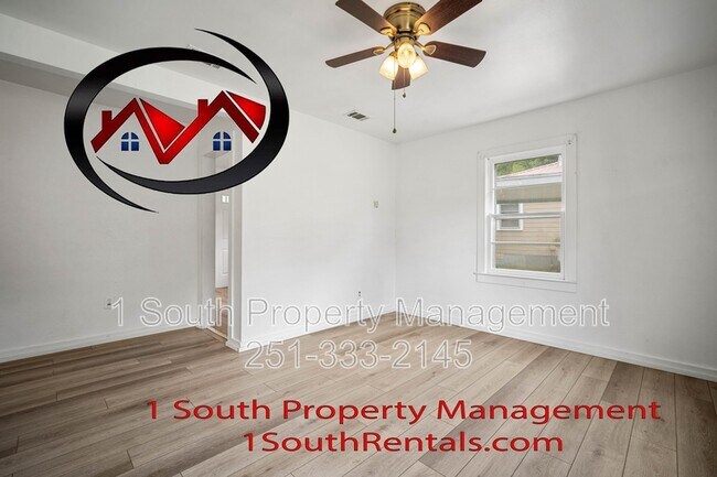 Foto del edificio - 7055 Langdon Dr