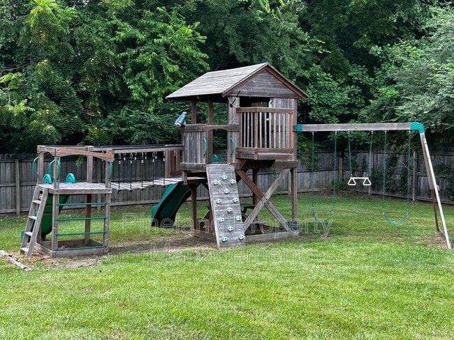 Building Photo - 164-1164 Ladden Ln