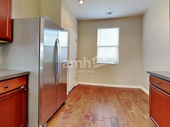 Building Photo - 102 Hamilton Grove Dr