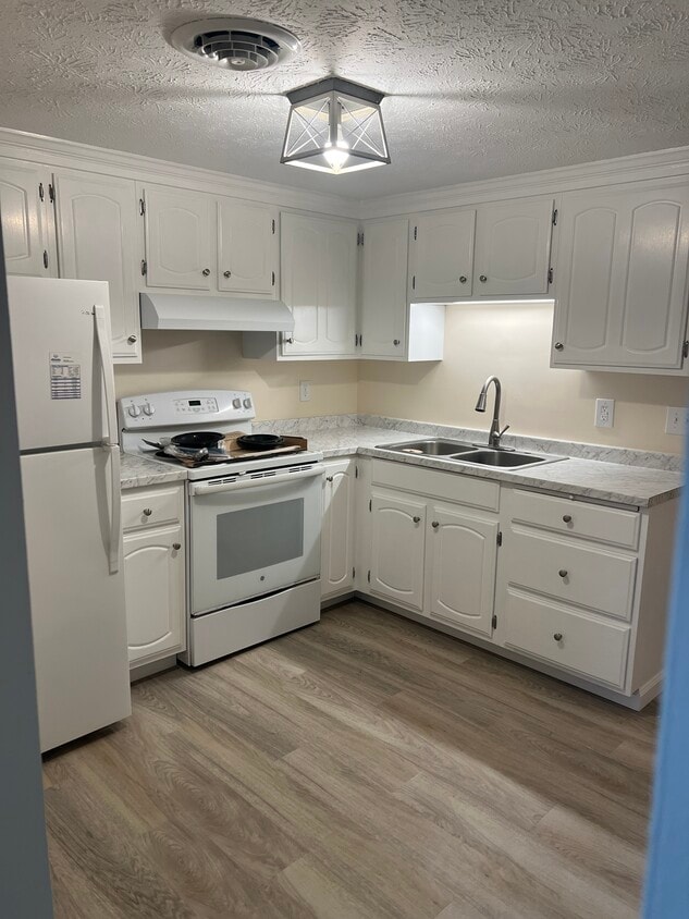 202 Mulberry St, Hollidaysburg, PA 16648 Townhome Rentals in Hollidaysburg PA