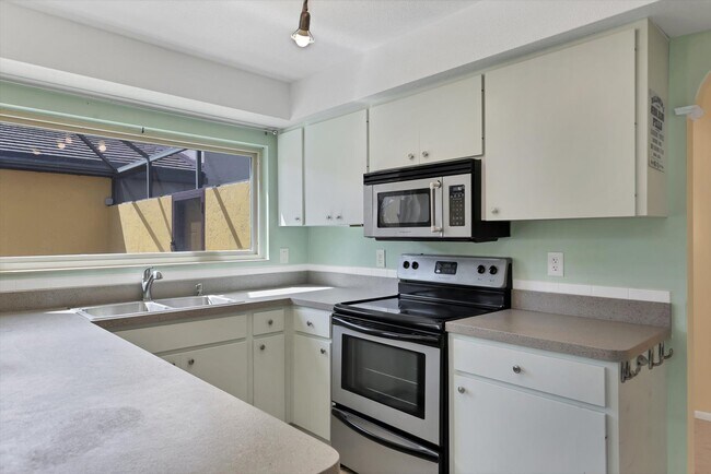 Building Photo - 3638 Glen Oaks Manor Dr