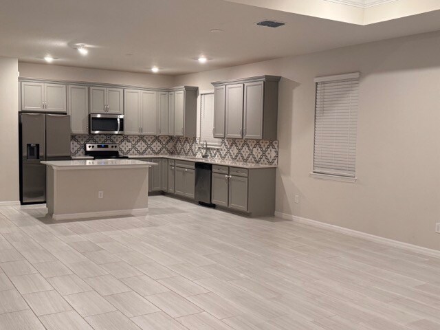 Foto del edificio - 4024 Diamond Dew Ln