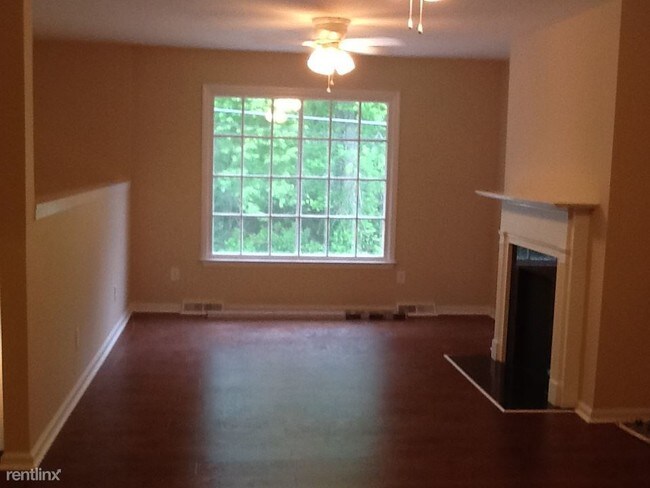Foto del edificio - 3 br, 2 bath Duplex - 241A Fontaine Cir Fo...