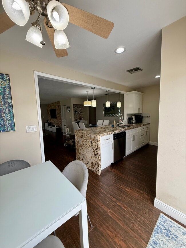 Kitchen & Dining - 194 SE 1st Cir
