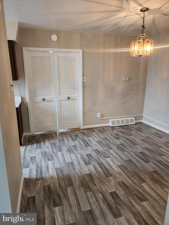 Foto del edificio - 6651 Claridge St