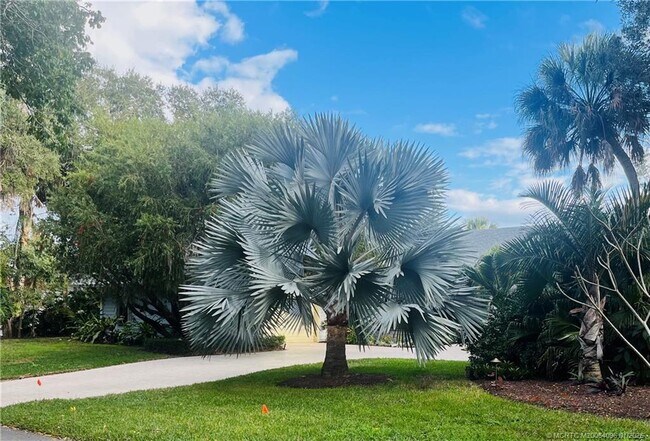 Foto del edificio - 8 Kingston Ct