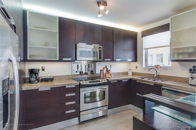 Foto del edificio - 179 N Shore Dr