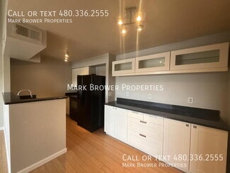 Building Photo - 623 W Guadalupe Rd
