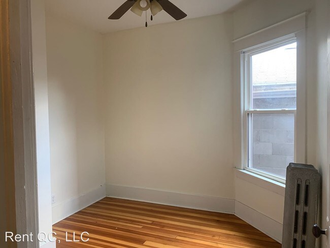 Building Photo - 712-714-714 18th Ave