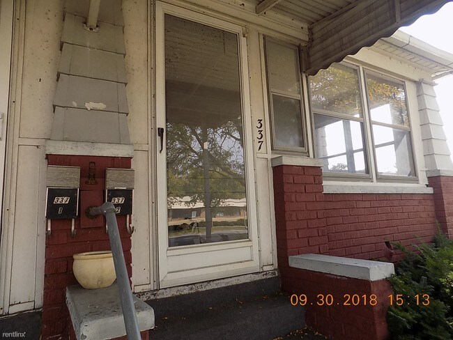 Building Photo - 1 br, 1 bath  - 337 Eureka Rd Apt 2