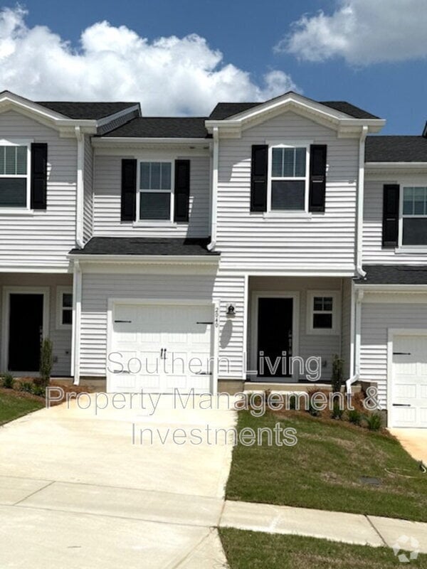 Building Photo - 2040 Old Rivers Rd