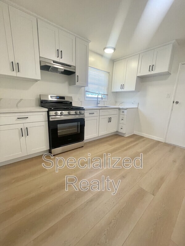 Photo - 500 Hill Drive Apartment
