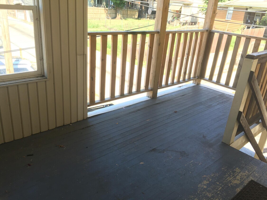 Foto principal - 723 Midland Ave