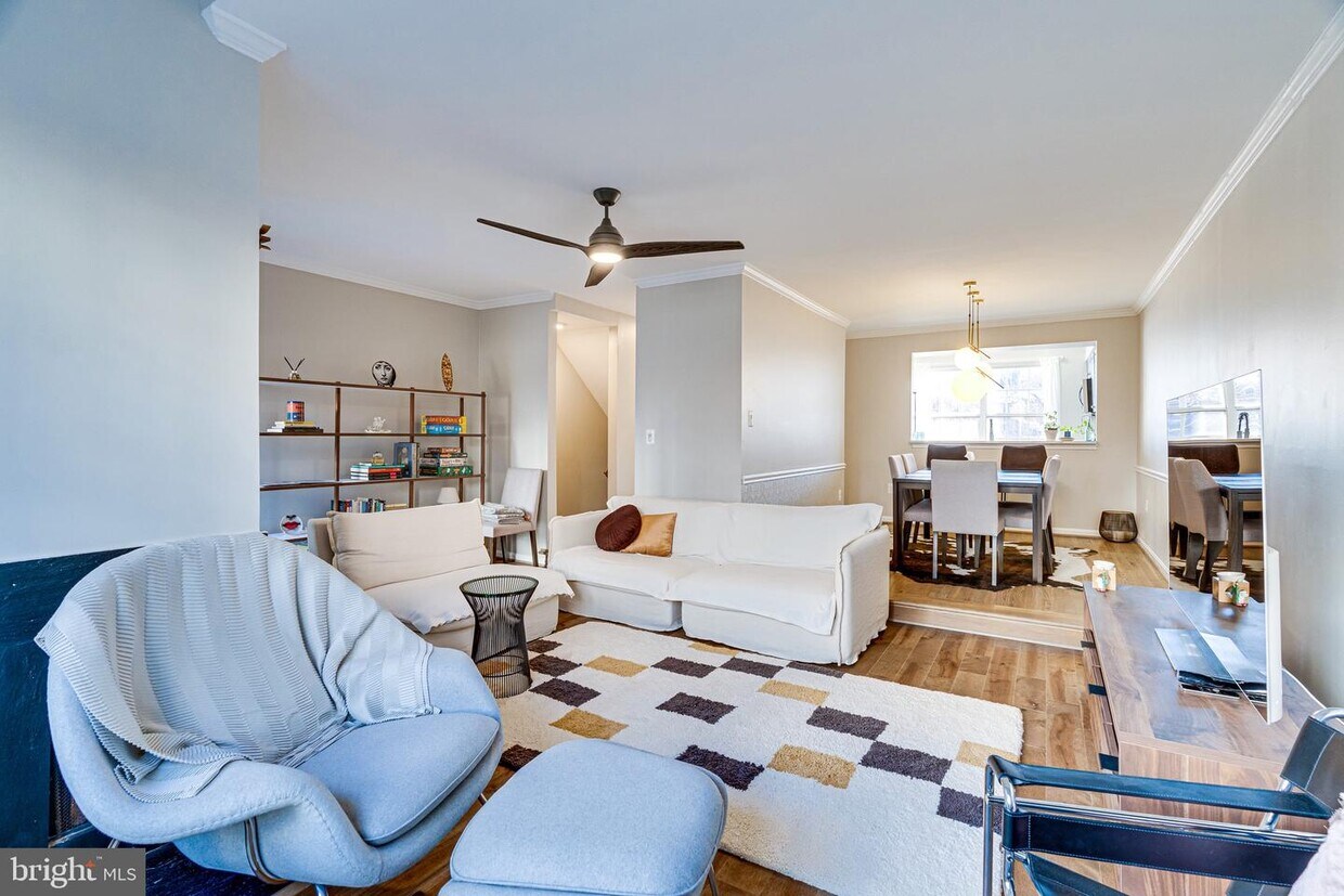2102 Dominion Heights Ct, Falls Church, VA 22043 Townhome Rentals in