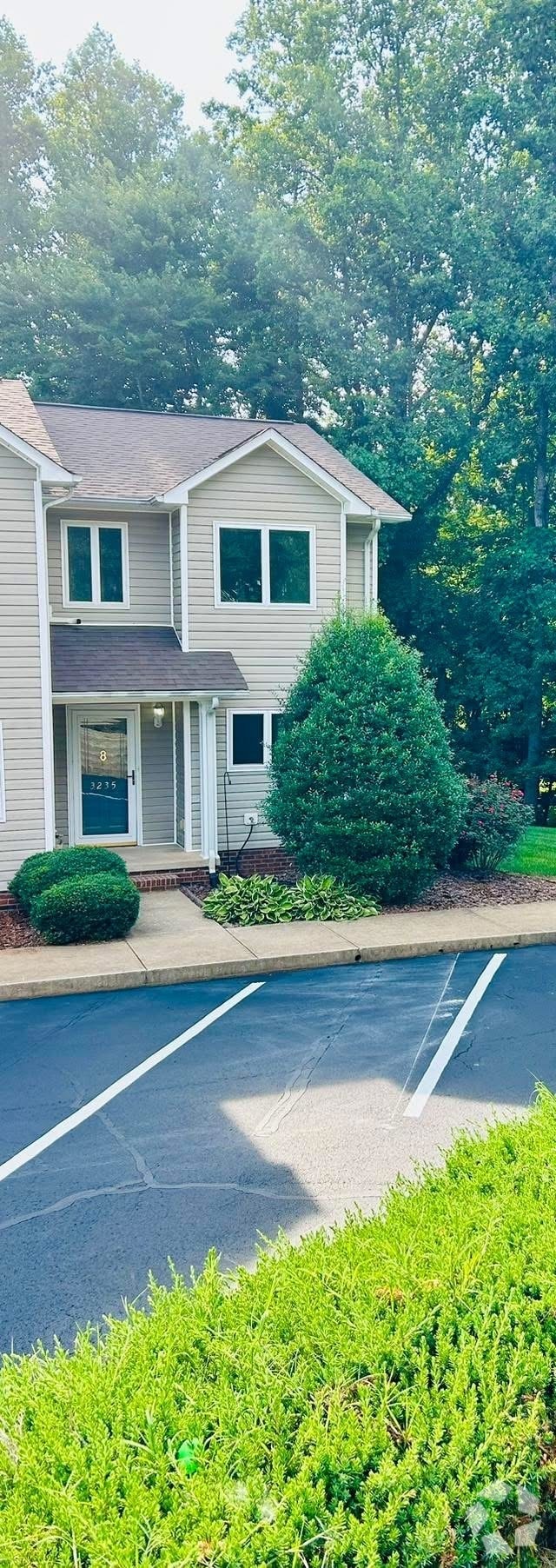 Building Photo - 3235 White Oak Ct