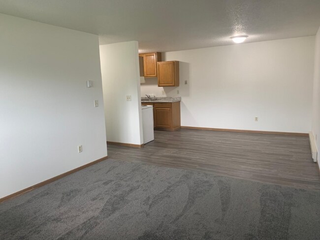Foto del edificio - 404 1st Ave NW