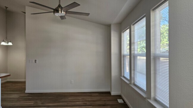 Foto del edificio - Delaware Duplex